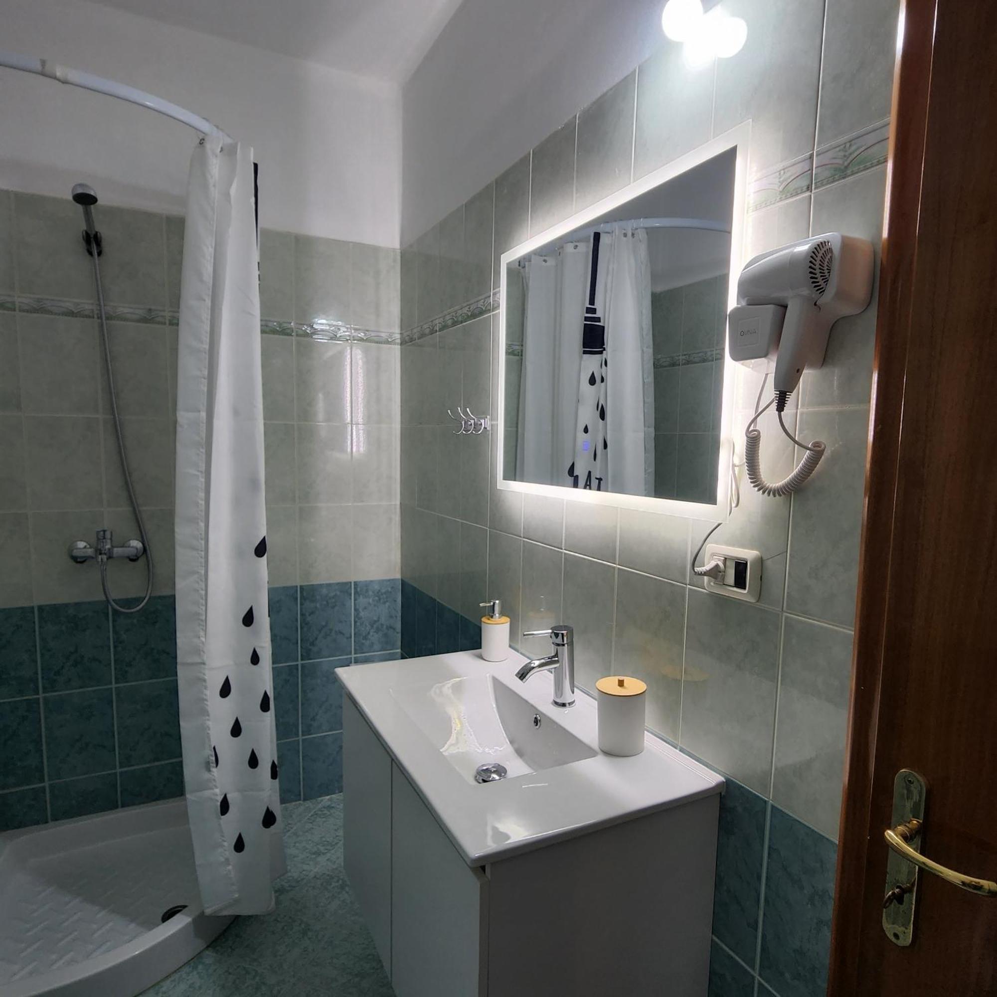 Sunsea Apartment Sarande Exterior photo